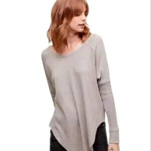 Aritzia Oatmeal Beige/Off White Long Sleeve Tee
